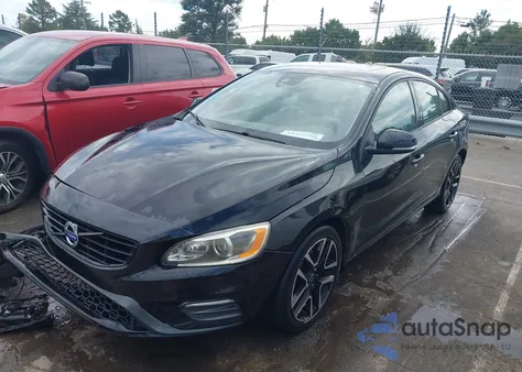 2017 Volvo S60 T5 Dynamic из США, поврежденный, VIN YV126MFL5H2421951